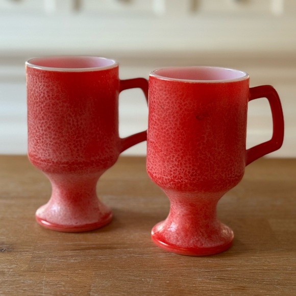 Fire King Red Pedestal Mugs Set of 2 - Anchor Hocking - Picture 1 of 6